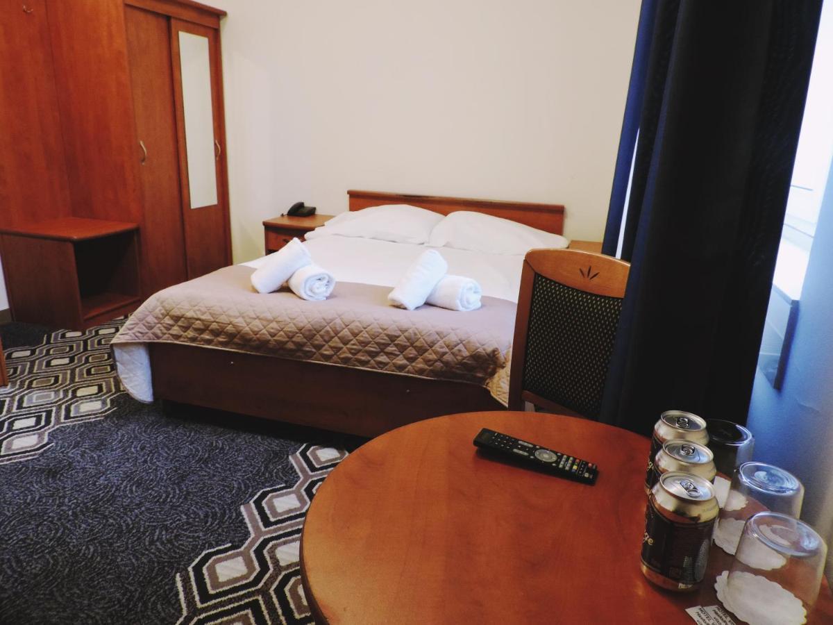 Hotel Vistula クラクフ エクステリア 写真