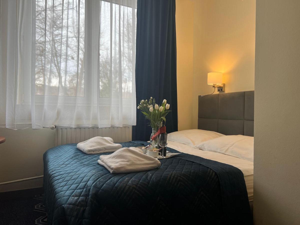 Hotel Vistula クラクフ エクステリア 写真