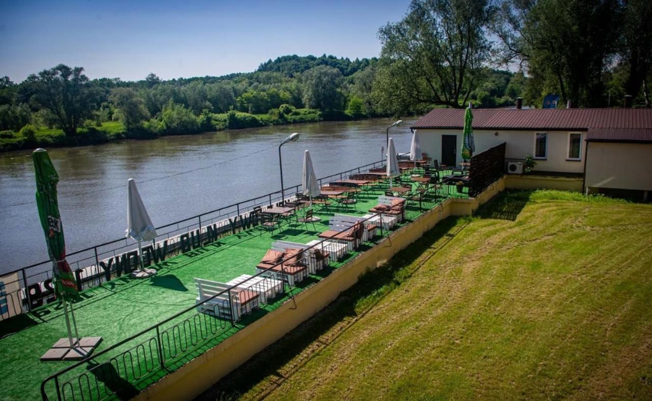 Hotel Vistula クラクフ エクステリア 写真
